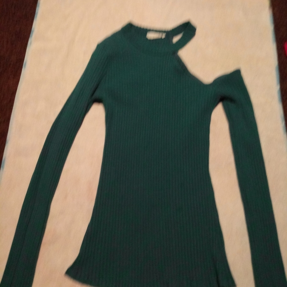 Medium sized bundle - Picture 11 of 14